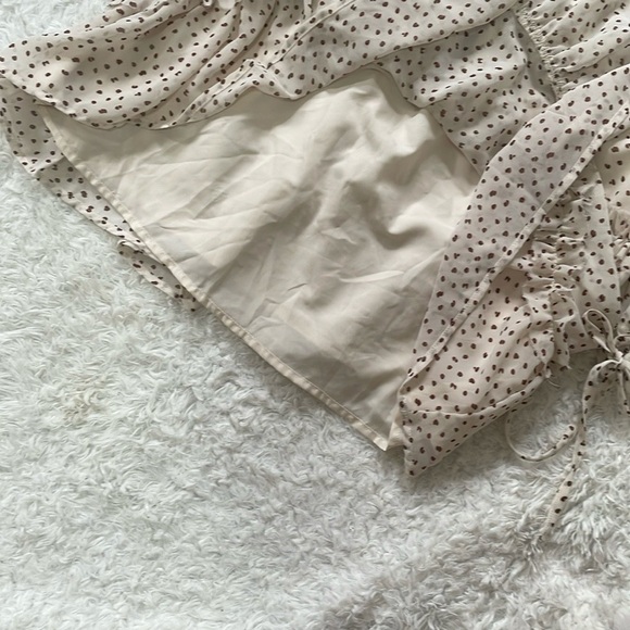 Gilli Cream Tiered Ruffled Sundress with Bishop Sleeves - Picture 5 of 13